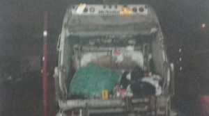 En este carro recolector fue hecho el levantamiento del cuerpo de la menor. Foto: CORTESÍA