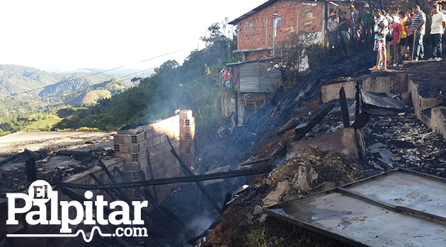 Incendio_en_El_Retiro_el_palpitar