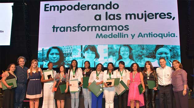 premiacion_mujeres_antioquia