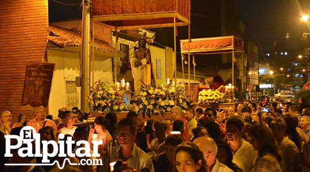 Foto: DUBER CANO - Procesión de prendimiento Nuestra Señora de Belen