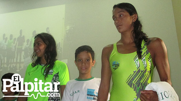 Lanzamiento-uniformes-liga-natación
