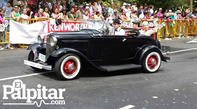 Desfile_Autos_El_Palpitar