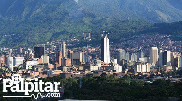 Panoramica-medellin-soleado