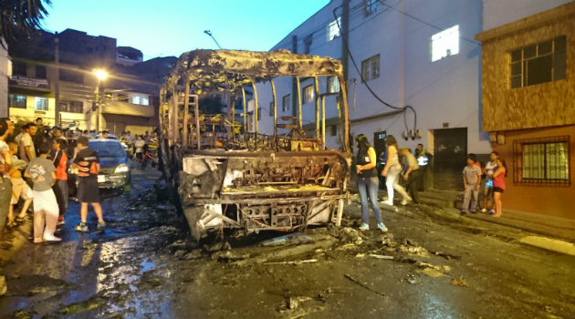 bus_quemado_el_salvador4