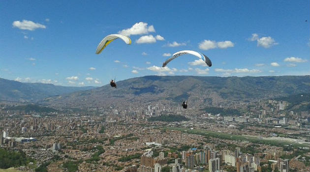 parapente_cielo_tres_cruces