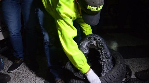 captura_coca_motos_policia_llantas4