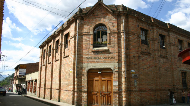 CasadelaCulturaCaldas1