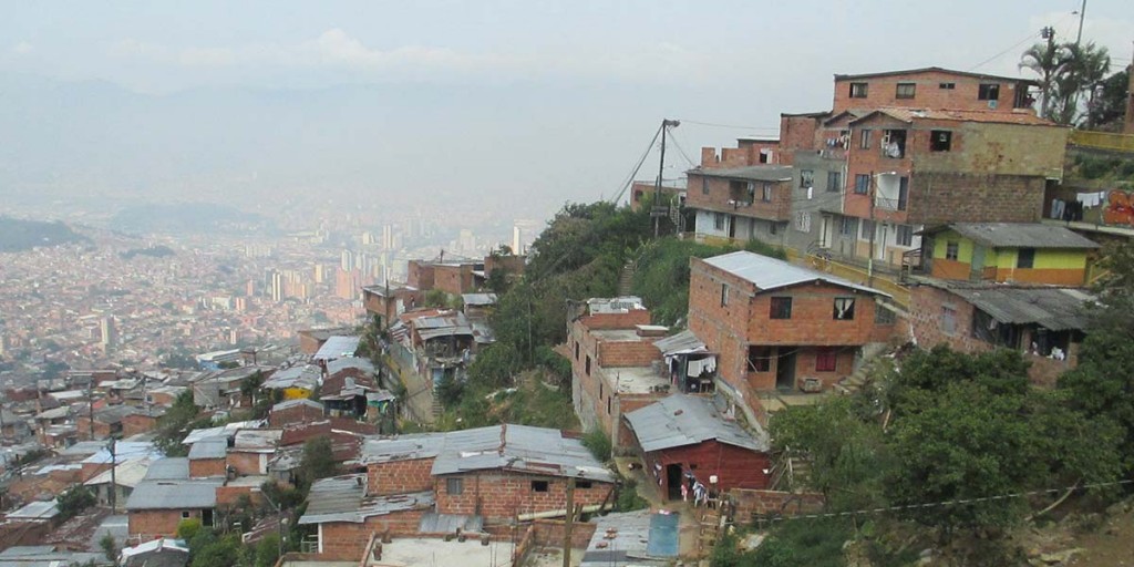 Legalizacion_Viviendas_Medellín_El_Palpitar