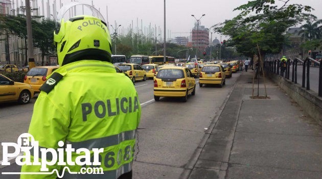Taxis_Uber_Protestas_Medellín3