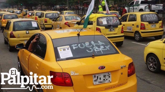 Taxis_Uber_Protestas_Medellín4