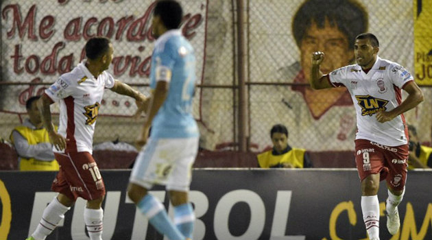 Ramón Ábila es el hombre fuerte de Huracán en el ataque. Foto: CORTESÍA
