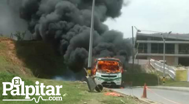 bus_quemado_metro_ataque2