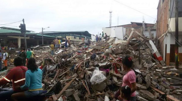 El terremoto causó grandes estragos en Manabí. Foto: CORTESÍA @bessygranjaOK