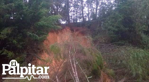 Derrumbe1_Vía_Las_Palpmas_El_Palpitar