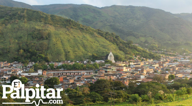 Cisneros_Alumbrado_Navideño_EPM2